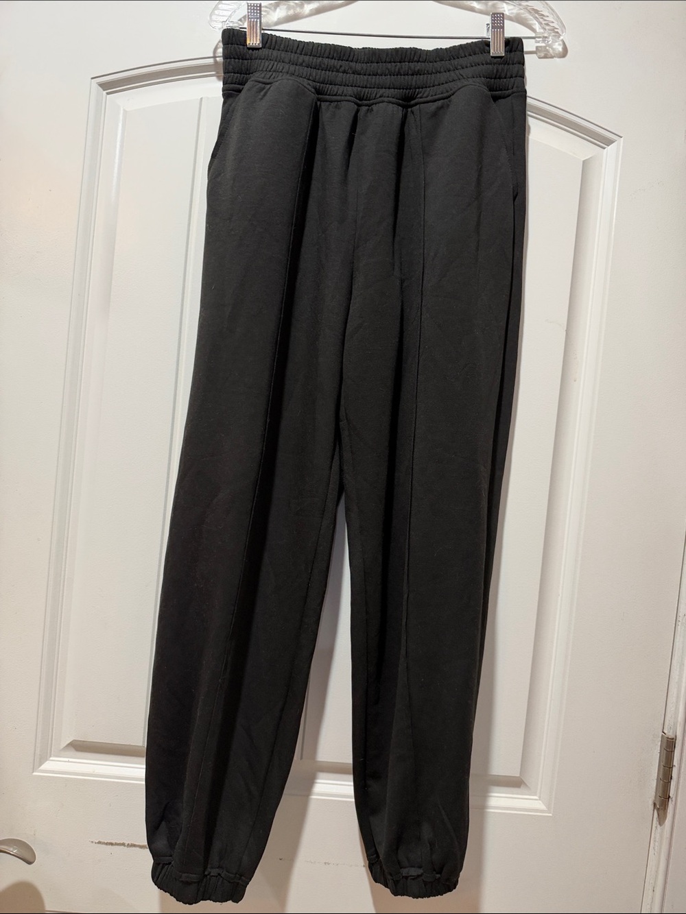 NWOT. Zenana Outfitters Black Elastic-Waist Jogger Pants